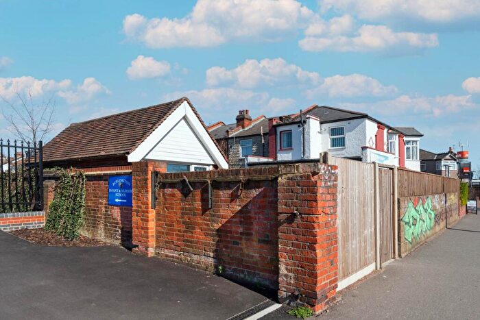 1 Bedroom Maisonette To Rent In Burlington Road, New Malden, KT3