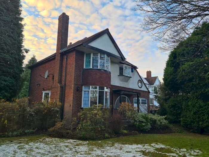 3 Bedroom Property To Rent In Mere Green Road Mere Green, Sutton Coldfield, B75