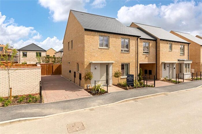 4 Bedroom Link Detached House For Sale In Darwin Green, Huntingdon Road, Cambridge, CB3