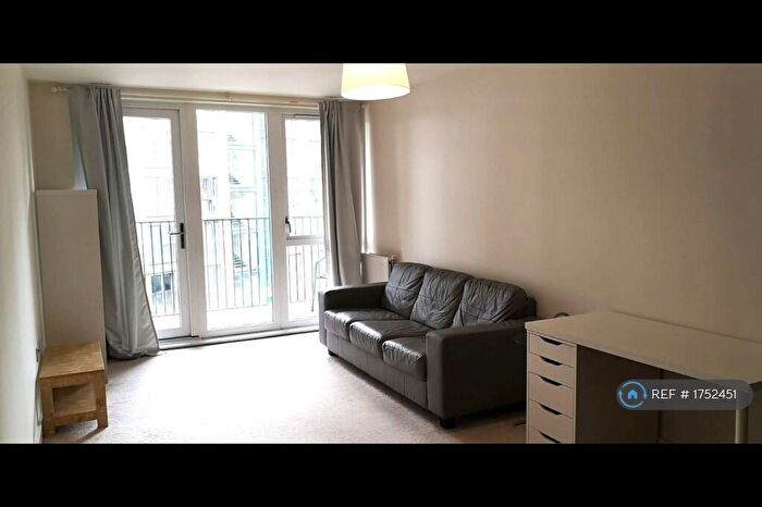 1 Bedroom Flat To Rent In Colindale, Colindale, NW9