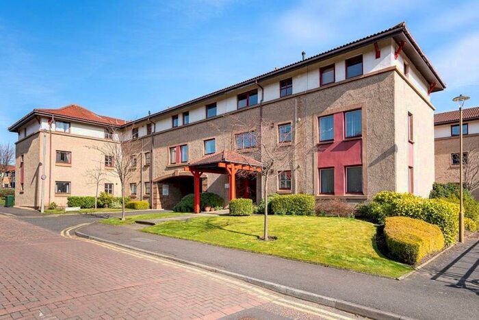 2 Bedroom Flat To Rent In North Werber Park, Edinburgh, EH4