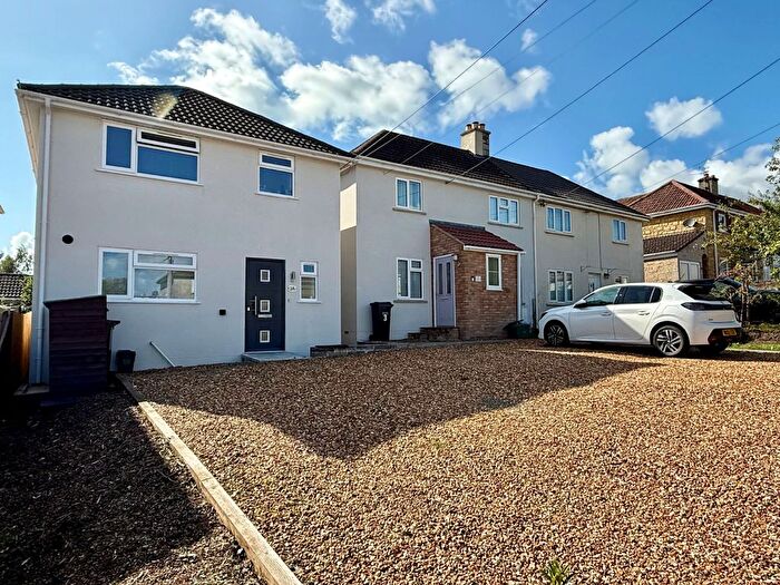 3 Bedroom Detached House To Rent In Moorsfield, Clutton, Bristol, BS39