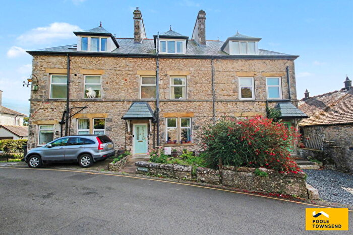 5 Bedroom Terraced House For Sale In Hampsfell Road, Grange-over-sands, LA11