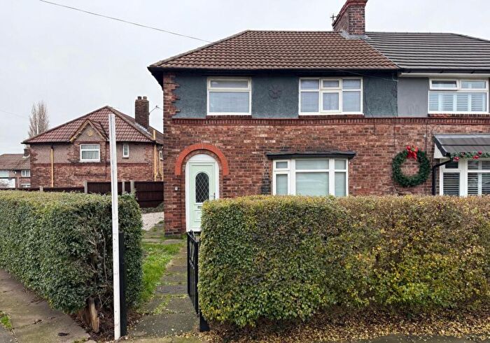 3 Bedroom Semi Detached House For Sale In Burnthwaite Road, Liverpool, Merseyside, L14