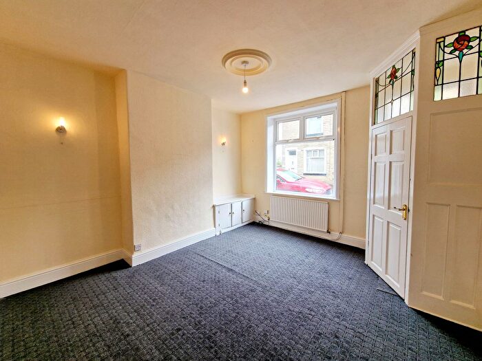 2 Bedroom Property To Rent In Tennis Street, Burnley, BB10