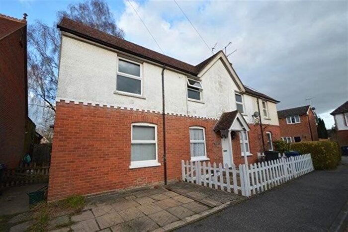 1 Bedroom Apartment To Rent In Bedroom Top Floor Apartment In Cranleigh, GU6