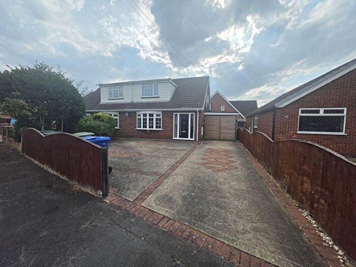 2 Bedroom Semi-Detached House To Rent In Highland Tarn, Immingham, DN40