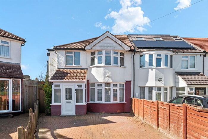 4 Bedroom End Terrace House For Sale In Primrose Close, Harrow, HA2