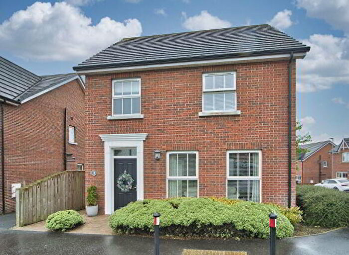 3 Bedroom Detached House For Sale In Lady Wallace Green, Lisburn, BT28