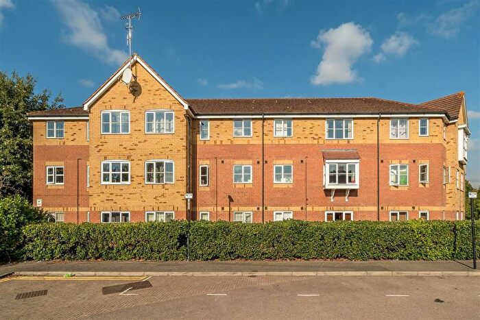 2 Bedroom Flat To Rent In Thyme Close, Kidbrooke, SE3