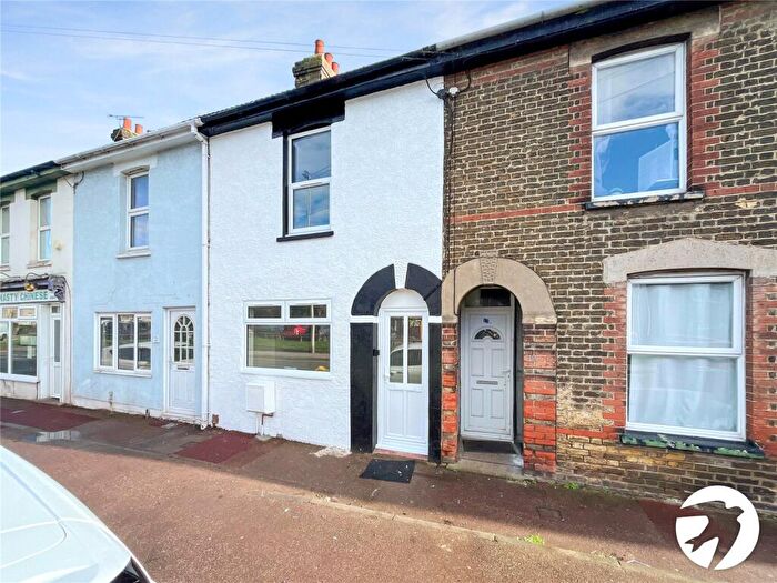 3 Bedroom Terraced House To Rent In Wainscott Road, Wainscott, Rochester, Kent, ME2
