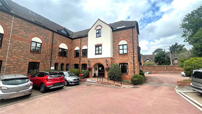 1 Bedroom Apartment For Sale In The Cooperage, Lenten Street, Alton, Hampshire, GU34