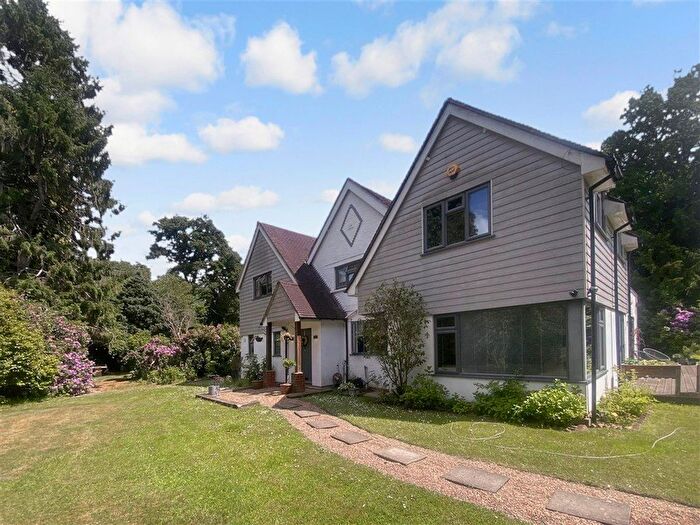 5 Bedroom Detached House For Sale In Snow Hill, Copthorne, Surrey, RH10