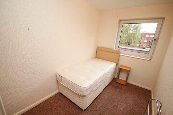 2 Bedroom Flat For Sale In Greenside Court, Monton Road, Monton, M30