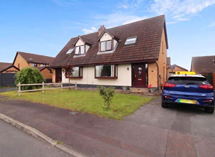 3 Bedroom Semi-Detached House For Sale In Cambourne Park, Newtownards, BT23