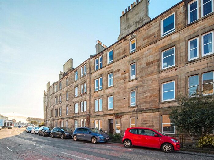 1 Bedroom Apartment For Sale In / Roseburn Street, Roseburn, Edinburgh, EH12