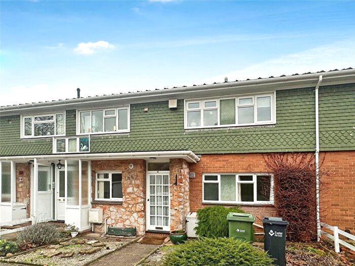 2 Bedroom Flat To Rent In Salmon Pool Lane, Exeter, Devon, EX2