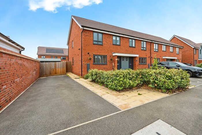 3 Bedroom End Of Terrace House For Sale In Woodman Way, Wootton, Bedford, Bedfordshire, MK43