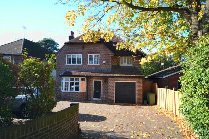 4 Bedroom Detached House To Rent In Brooklands Road, Weybridge, Surrey, KT13