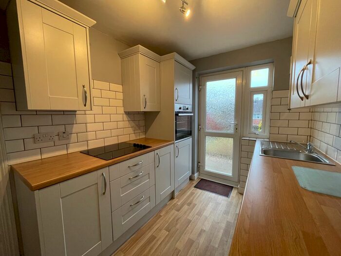 3 Bedroom Terraced House To Rent In Pentre Fedwen, Cimla, Neath, SA11