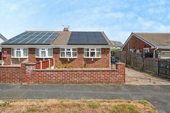 2 Bedroom Semi-Detached Bungalow For Sale In Moorfield Drive Armthorpe, Doncaster, DN3