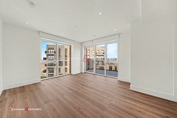 2 Bedroom Apartment To Rent In Bow View Apartments, Bow Green, E3