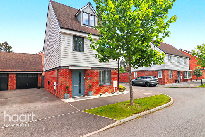 3 Bedroom Detached House For Sale In Chandler Drive, Bordon, GU35