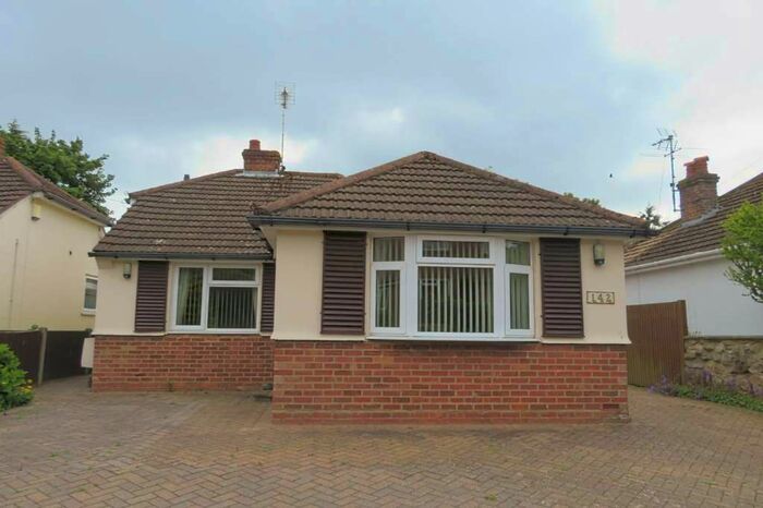 2 Bedroom Bungalow For Sale In The Street, Ashford, TN24