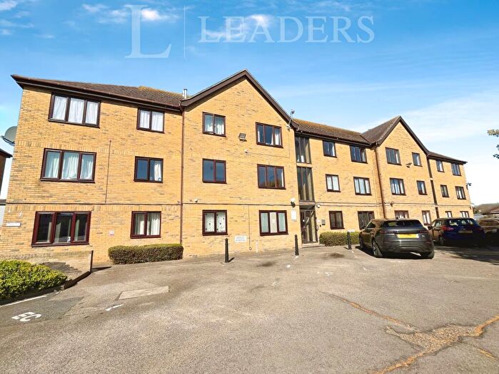 1 Bedroom Apartment To Rent In Empire Court, Warwick Road, CO15