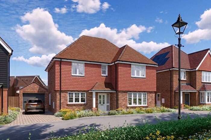 4 Bedroom Detached House For Sale In Hitches Lane, Crookham Village, Fleet, GU51