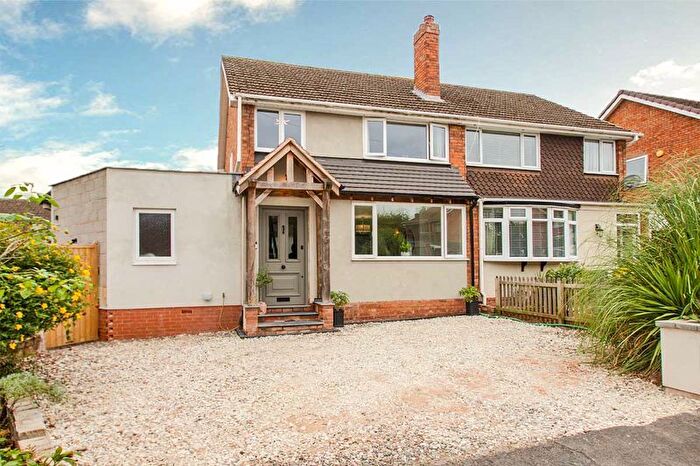 4 Bedroom Semi Detached House For Sale In Small Ridge, Lichfield, WS13
