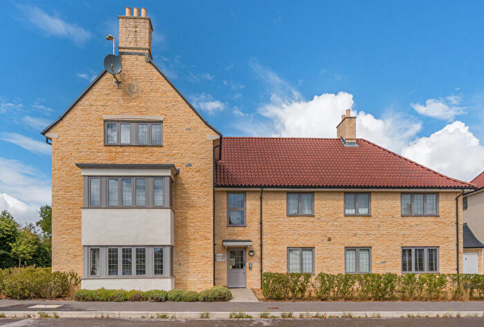 2 Bedroom Apartment For Sale In Harrison Down, Bath, Somerset, BA2
