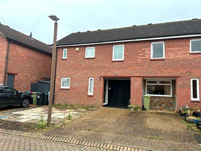 3 Bedroom Semi-Detached House To Rent In Cavenham, Two Mile Ash, MK8
