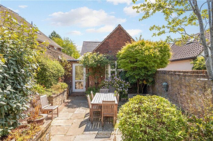 2 Bedroom Bungalow For Sale In Church Road, Wimbledon Village, SW19