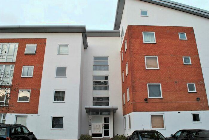1 Bedroom Apartment To Rent In Felixstowe Court, London, E16