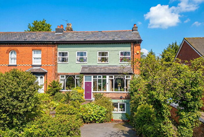 5 Bedroom Semi Detached House For Sale In Victoria Road, Acocks Green, B27