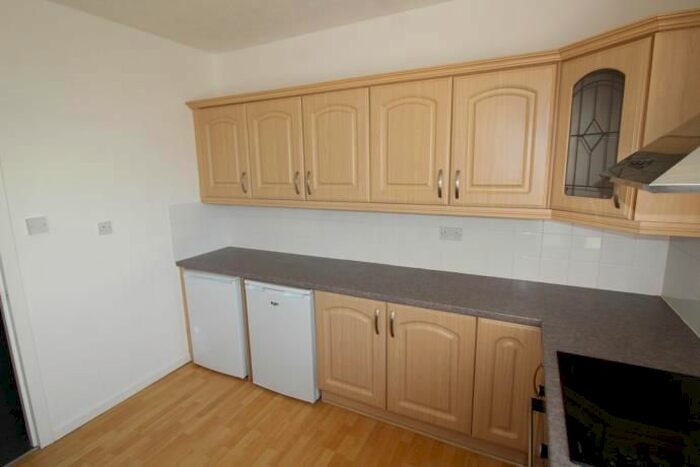 3 Bedroom Flat To Rent In Kincorth Place, Aberdeen AB12