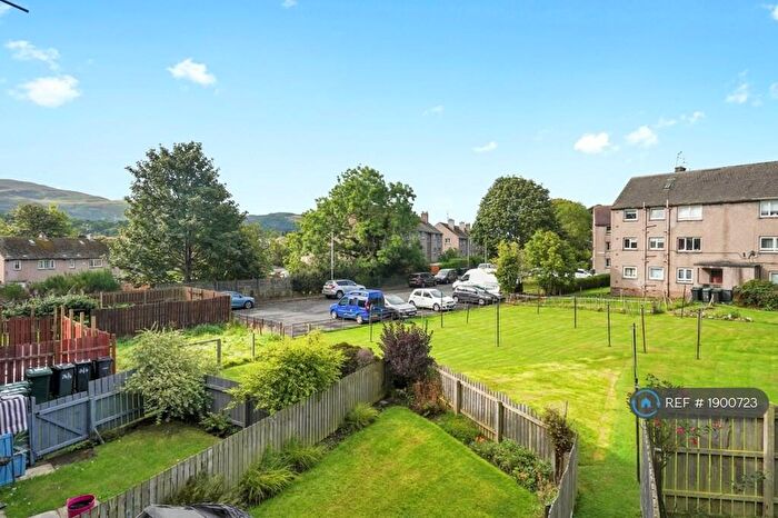 2 Bedroom Flat To Rent In Firrhill Crescent, Edinburgh, EH13