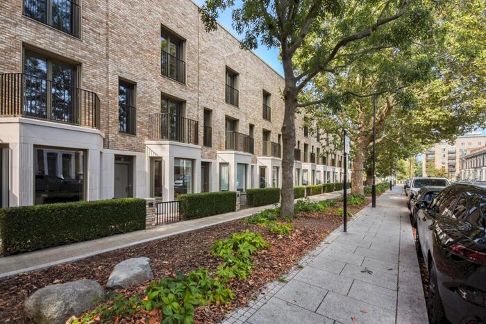 3 Bedroom Terraced House To Rent In Wansey Street, Elephant And Castle, London, SE17