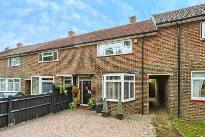 2 Bedroom House For Sale In Worsted Green, Merstham, Redhill, Surrey, RH1