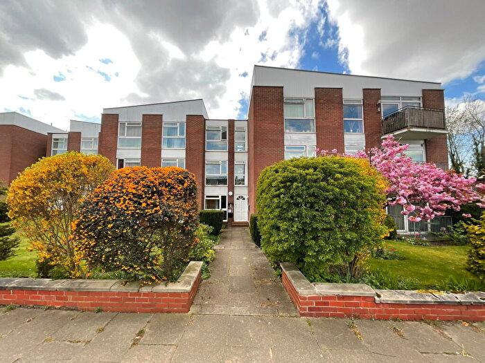 2 Bedroom Apartment For Sale In Cambridge Road, Southport, PR9