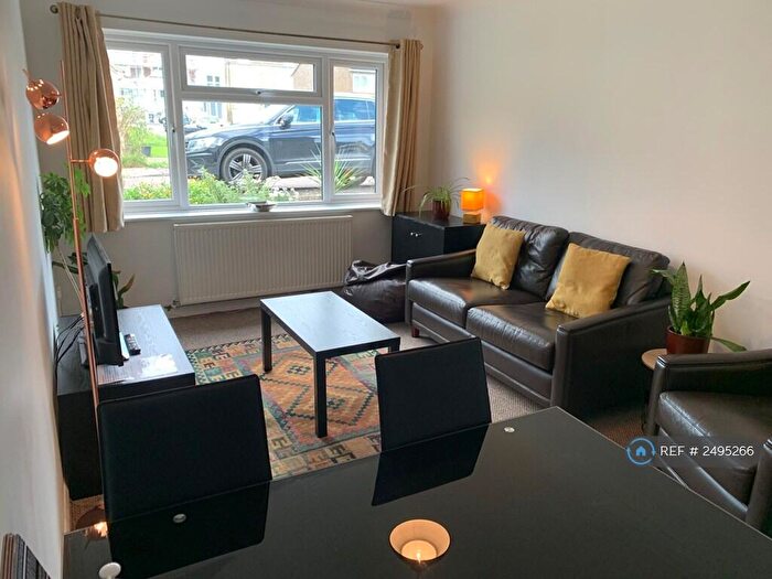 3 Bedroom Semi-Detached House To Rent In Belgrave Close, Ramsgate, CT11