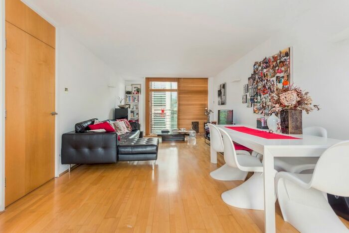 2 Bedroom Flat To Rent In Marsham Street, London, SW1P