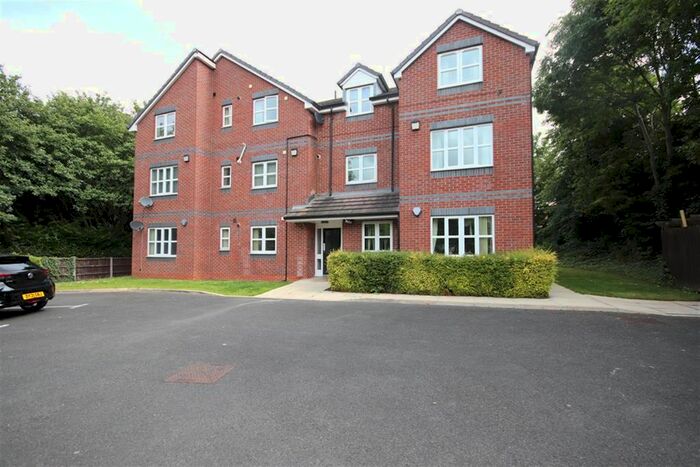 2 Bedroom Flat To Rent In Hawkhurst Park, Leigh, WN7
