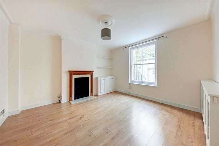 1 Bedroom Flat To Rent In Kings Road, Chelsea, SW10