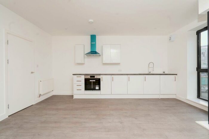 2 Bedroom Terraced House To Rent In Trulock Road, Northumberland Park, Tottenham, London, N17