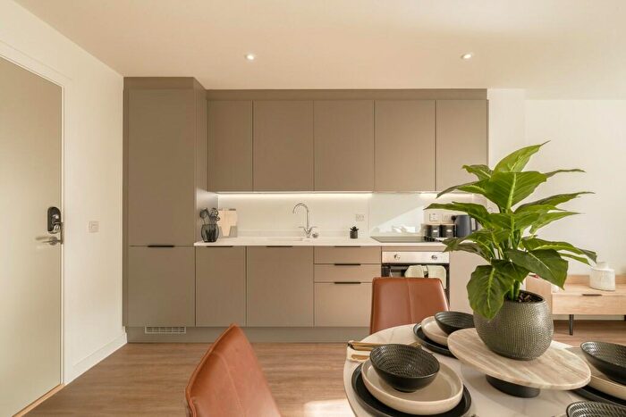 1 Bedroom Apartment To Rent In St. Vincent Street, Glasgow, G3