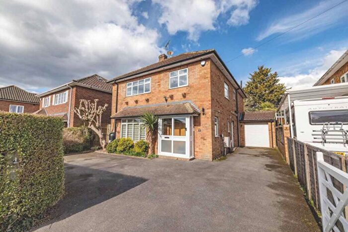 4 Bedroom Detached House For Sale In Pipers Close, Burnham, SL1