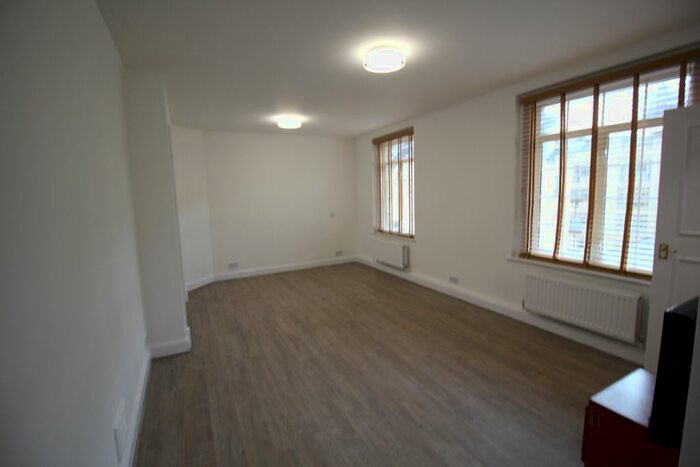 1 Bedroom Studio To Rent In Harrowby Street, Marylebone, London, W1H