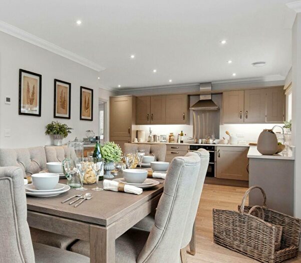 4 Bedroom Detached House For Sale In Binney Road, Drayton, Norwich, NR8